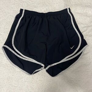 Black Nike shorts